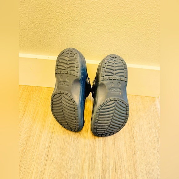 Fur lined crocs - Picture 3 of 3